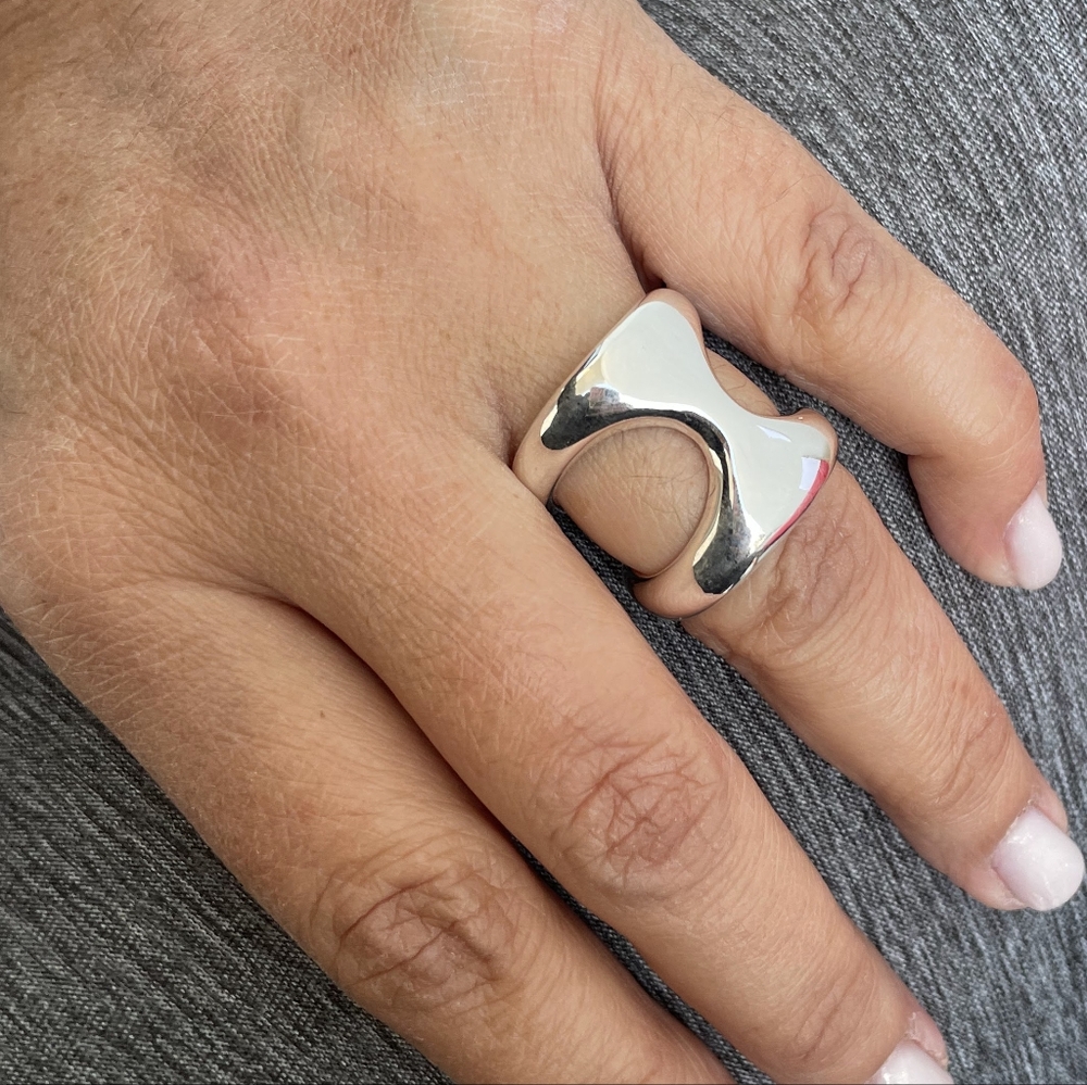 UNO de 50 Ring • The One •  Silver •  Size 6 - Picture 13 of 16